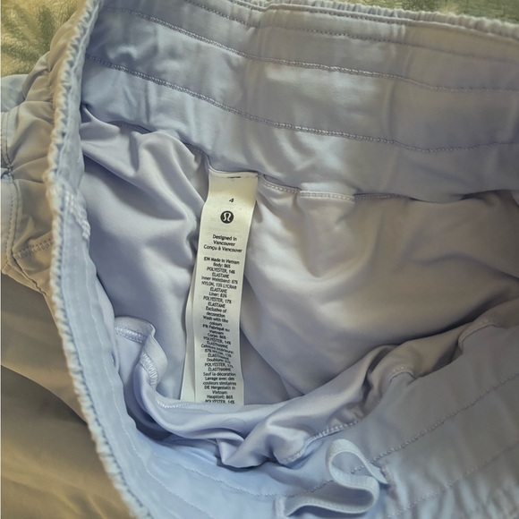 Lululemon Track That Mid-Rise Lined Short - Picture 4 of 4